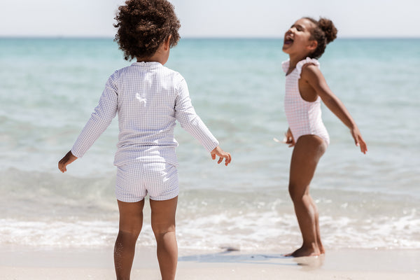 4 things to look for when buying children’s swimwear